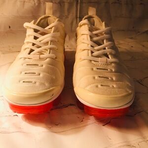 Nike Air VaporMax Plus 'White University Red' Sneakers DH0279-100 Size: W 6.5